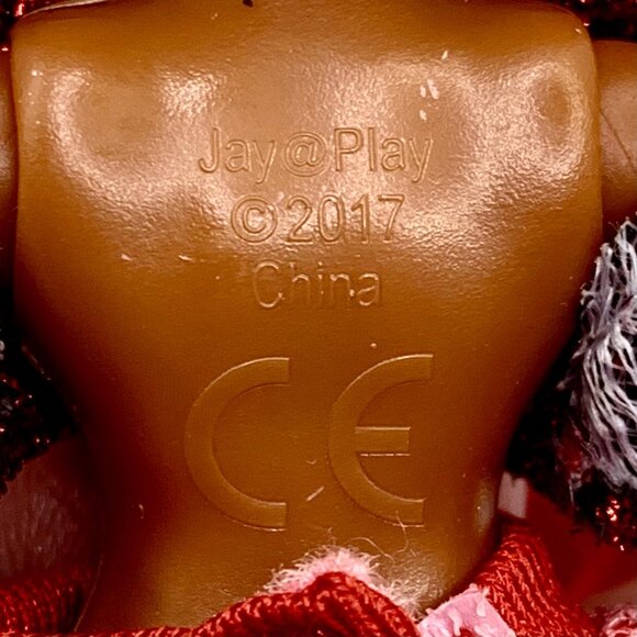 Vibe Girls Emma 2017 Doll With Pink & White Hair Red Outfit & Heels 9 Inches - Picture 7 of 7